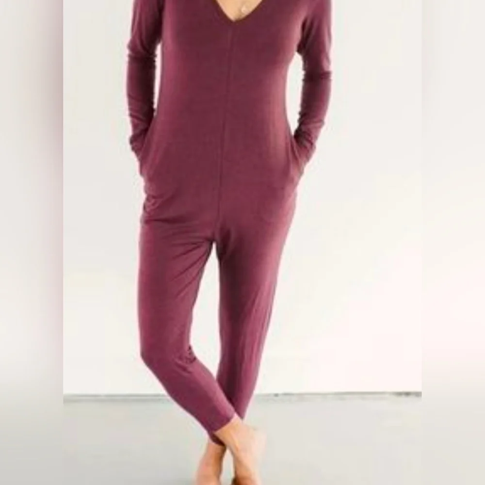 Smash + Tess Friday Romper in Bold Burgundy - Picture 6 of 6